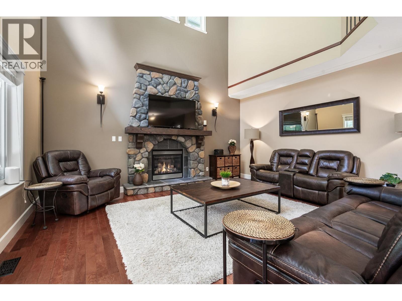 Photo 8 of 13195 239 B Street, Maple Ridge BC