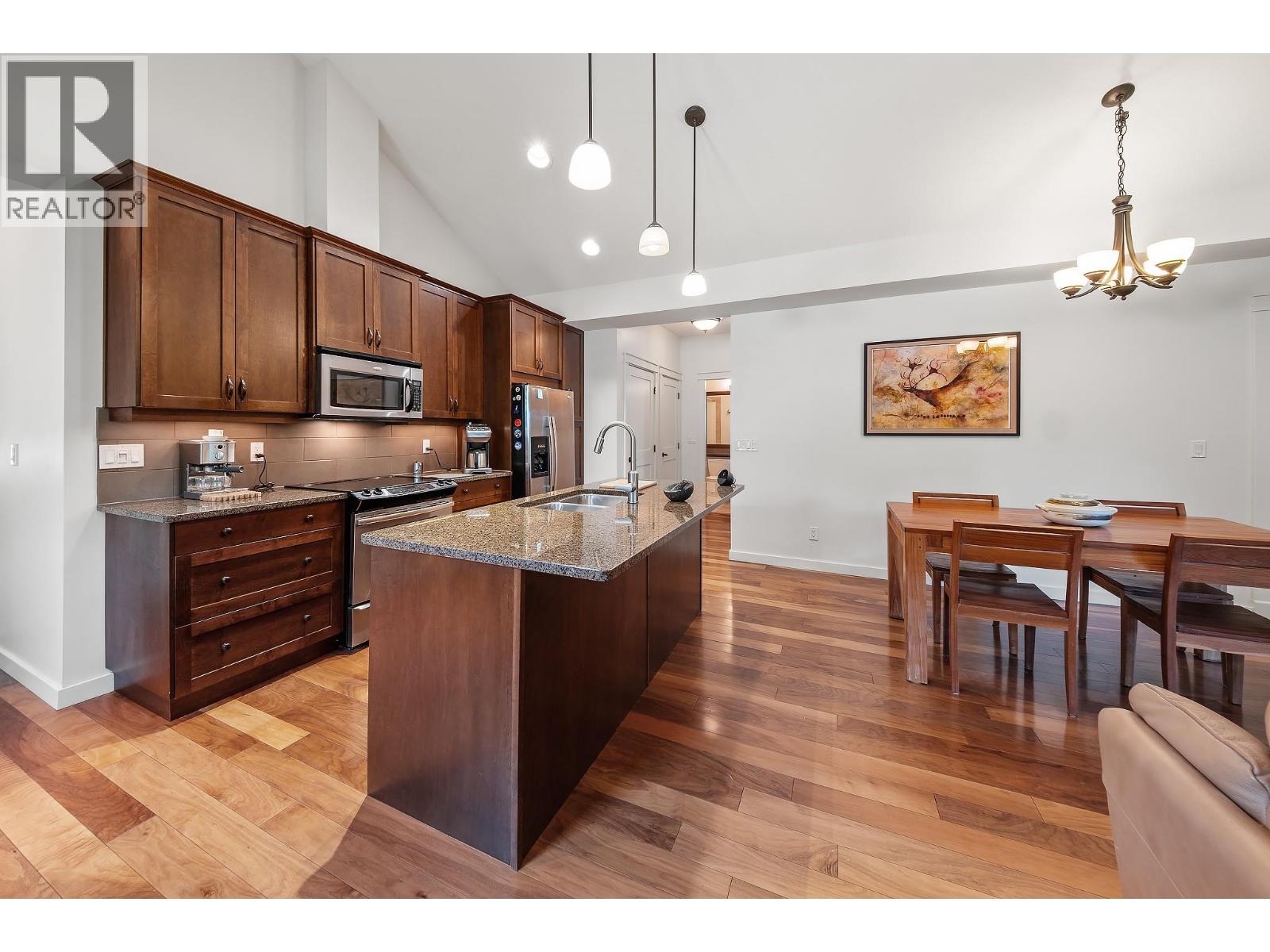214 511 Yates Road, Kelowna