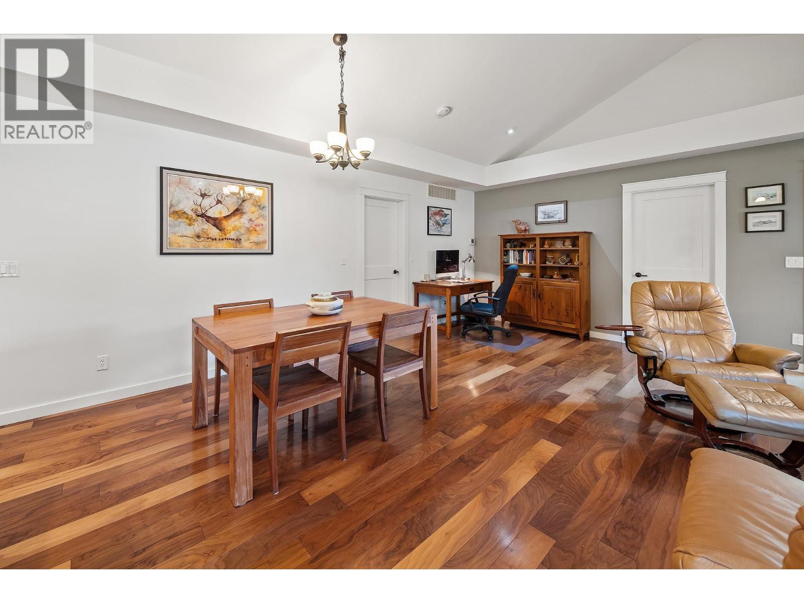 214 511 Yates Road, Kelowna