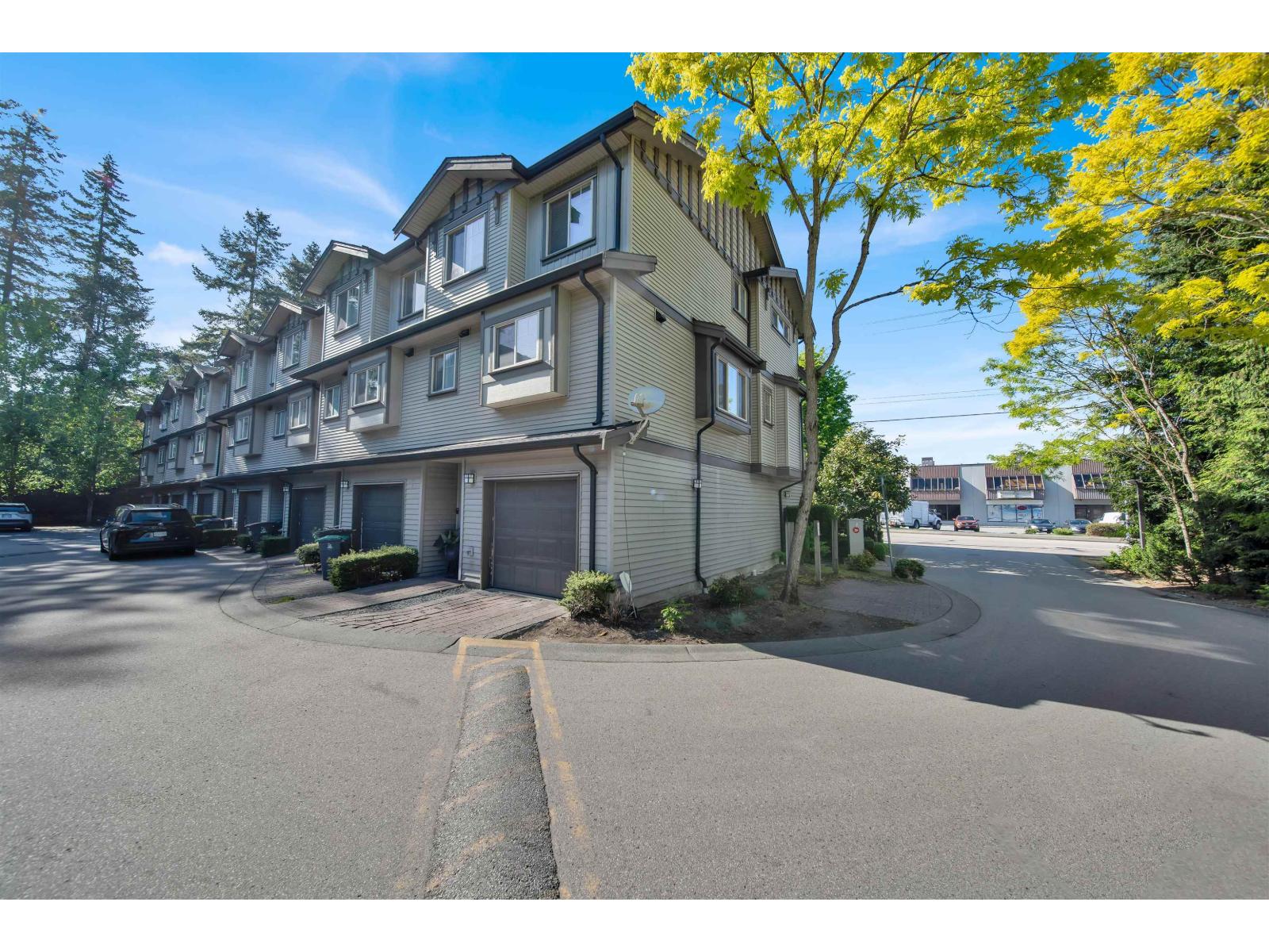 Photo 2 of 101 13368 72 Avenue, Surrey BC