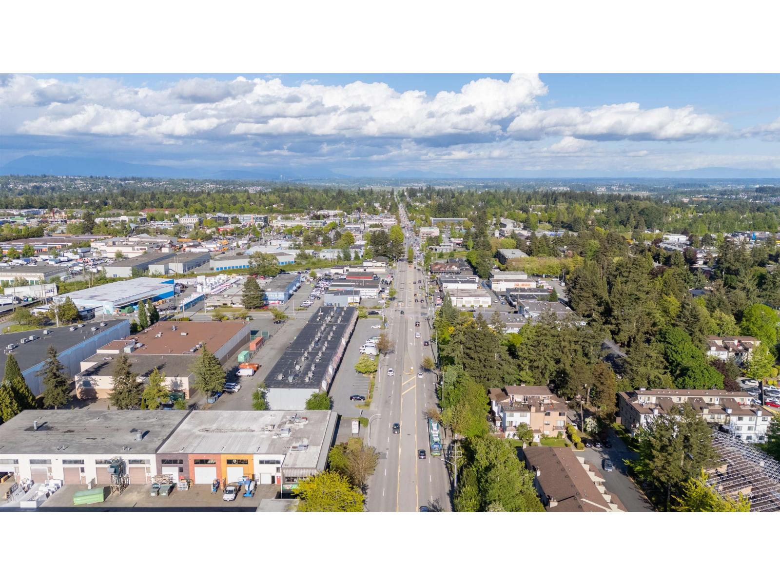 Photo 31 of 101 13368 72 Avenue, Surrey BC