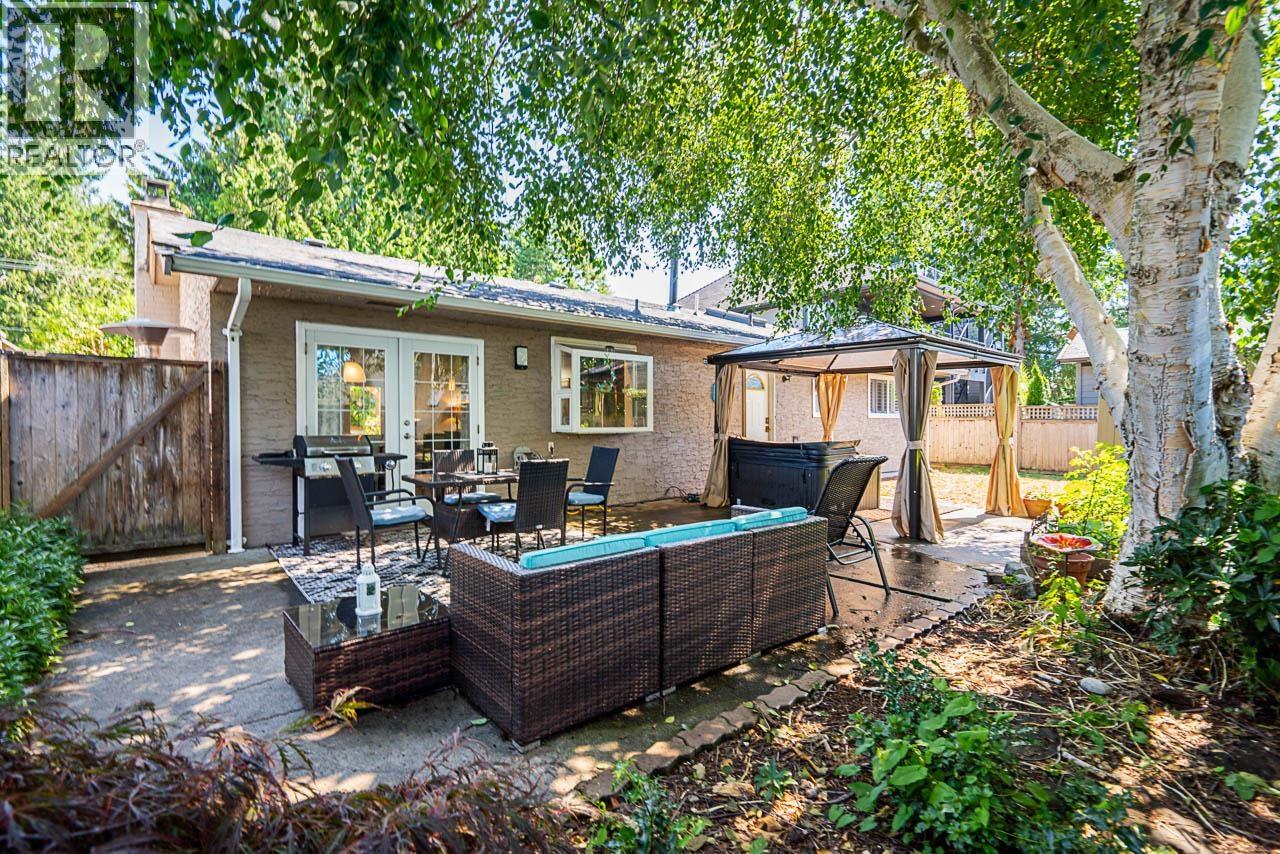 Photo 3 of 173 English Bluff Road, Tsawwassen BC
