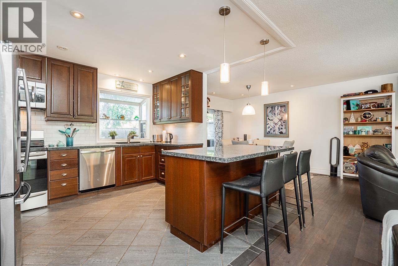 Photo 33 of 173 English Bluff Road, Tsawwassen BC