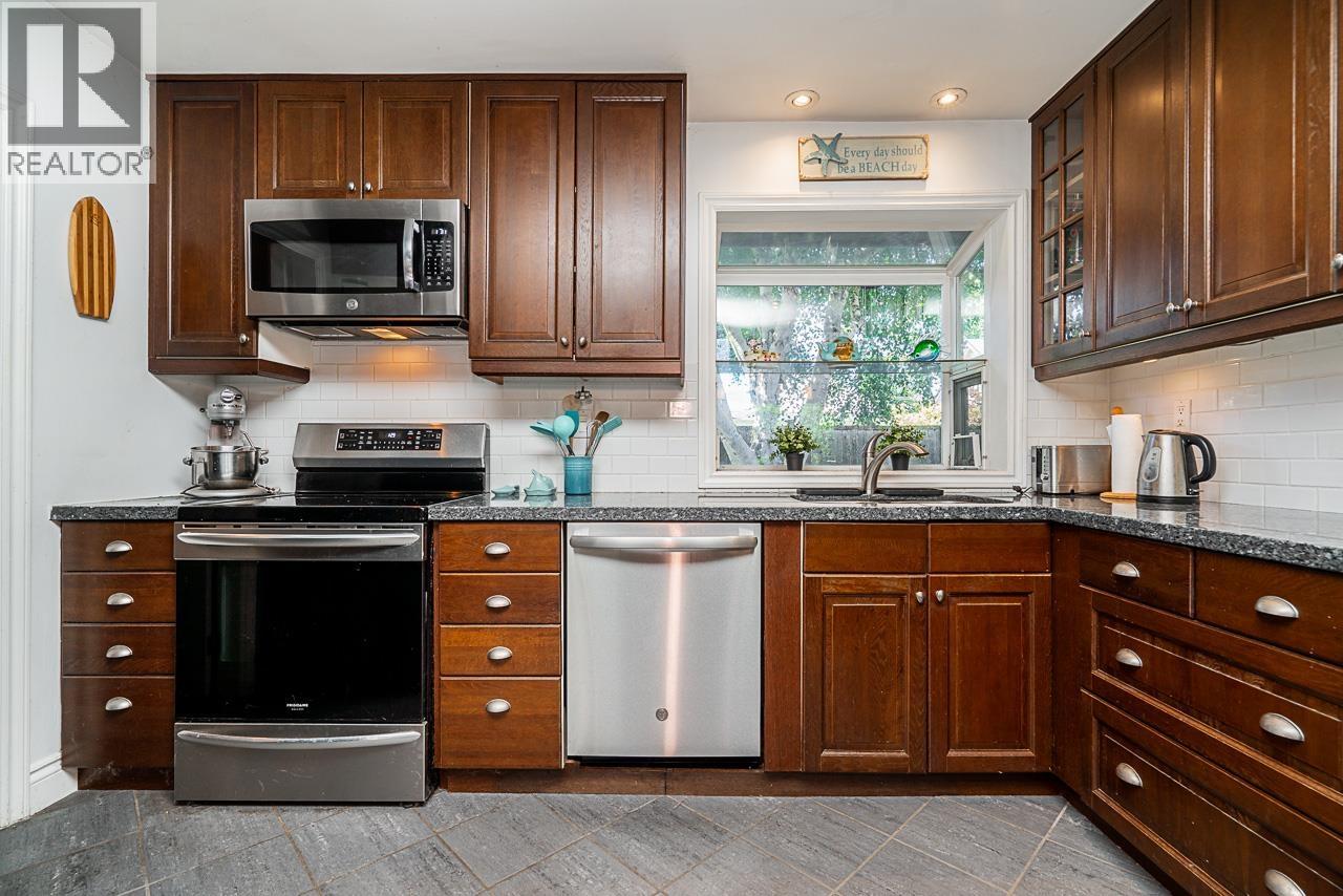 Photo 24 of 173 English Bluff Road, Tsawwassen BC