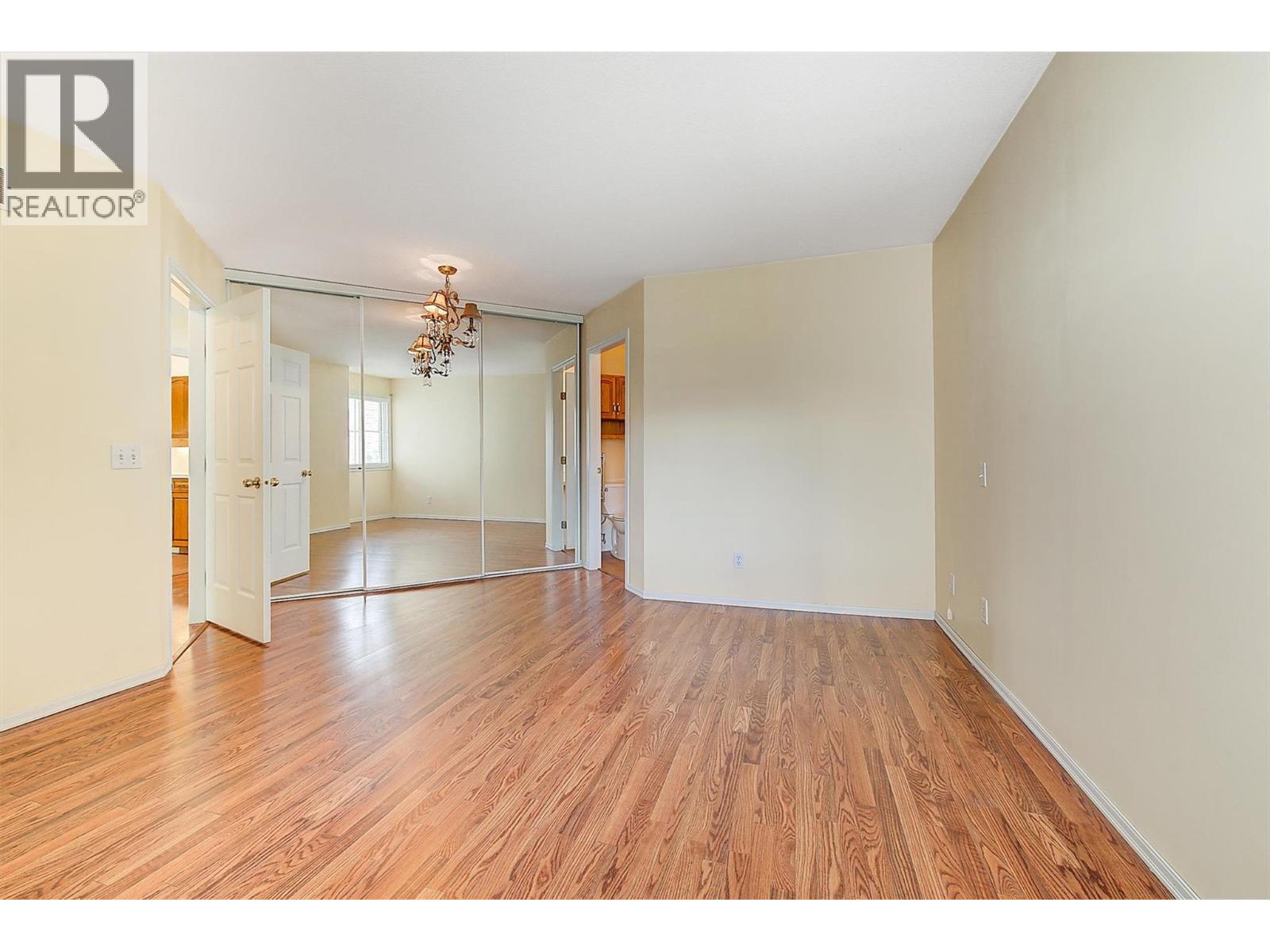 113 1885 Parkview Crescent, Kelowna