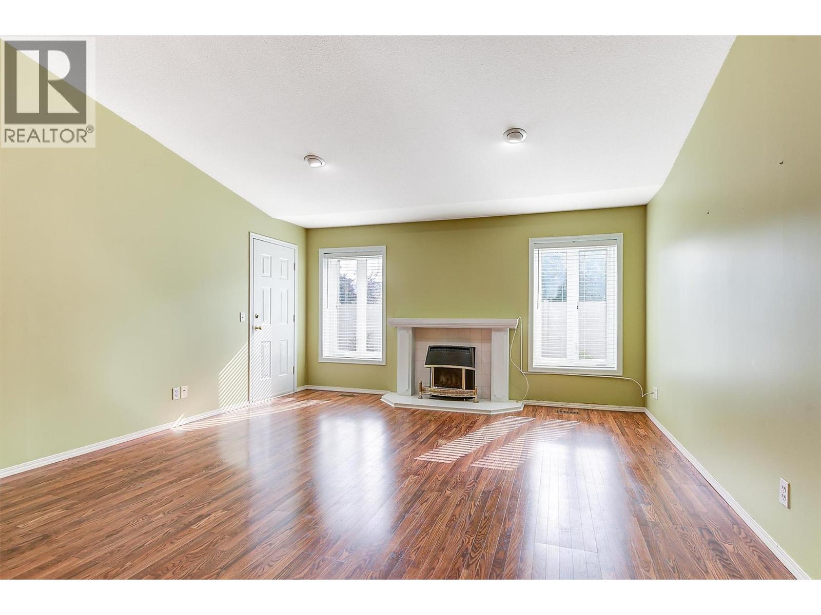 113 1885 Parkview Crescent, Kelowna