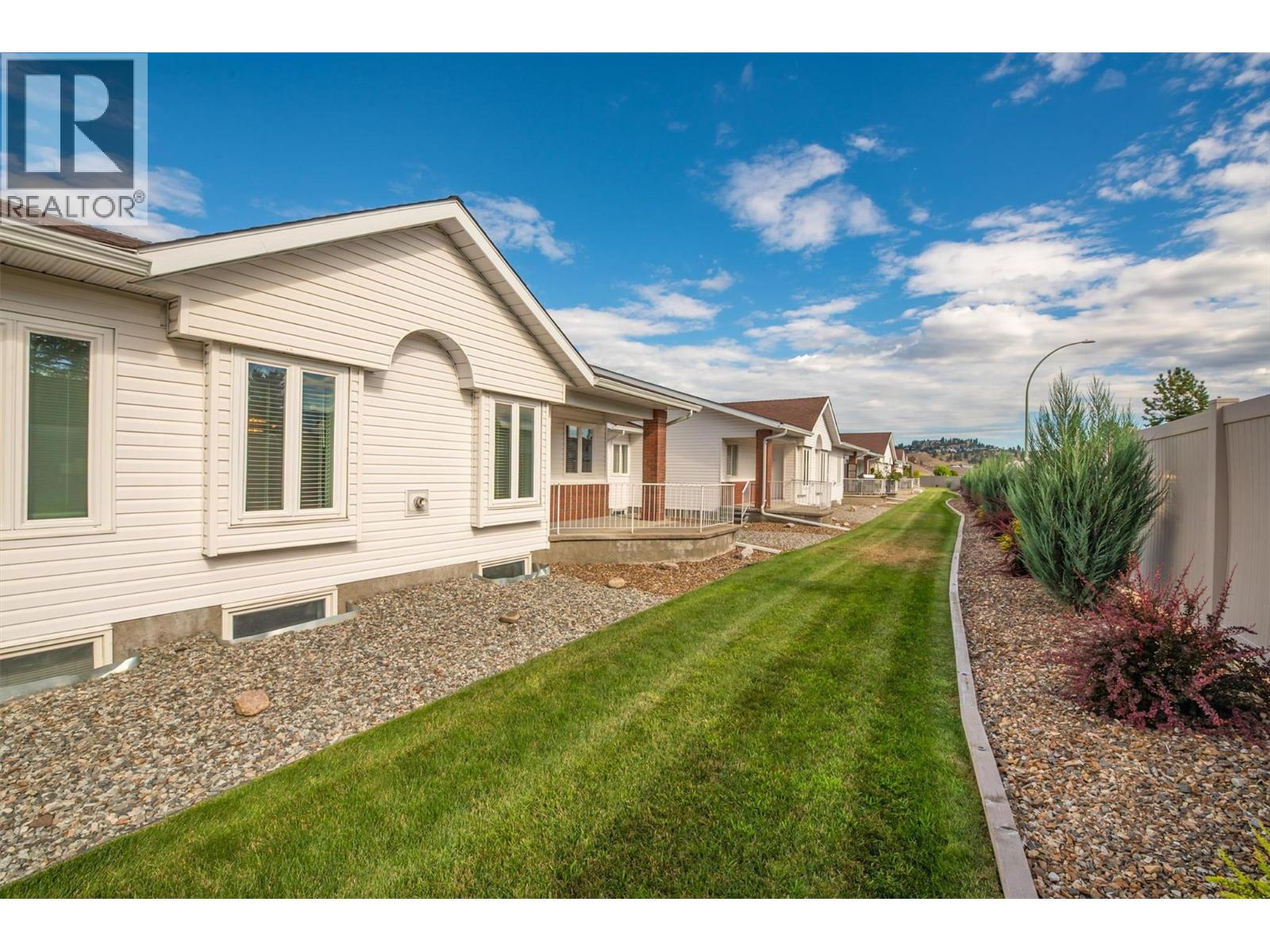 113 1885 Parkview Crescent, Kelowna