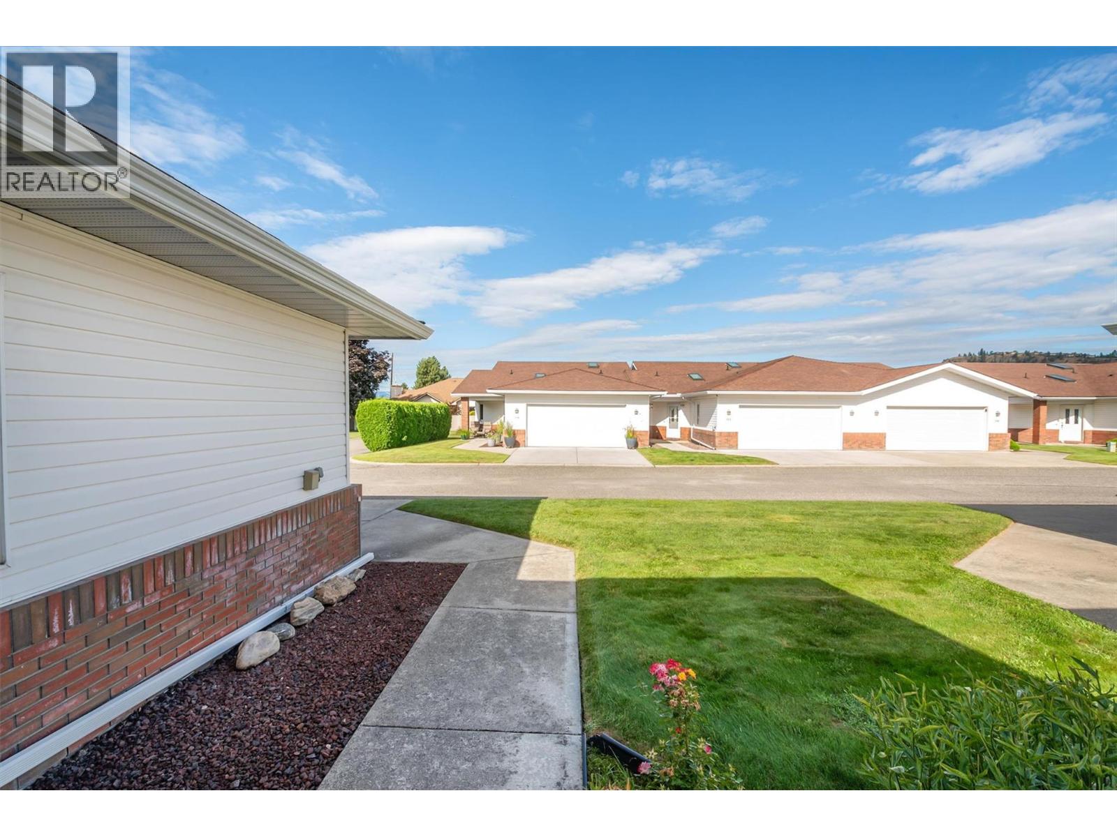 113 1885 Parkview Crescent, Kelowna