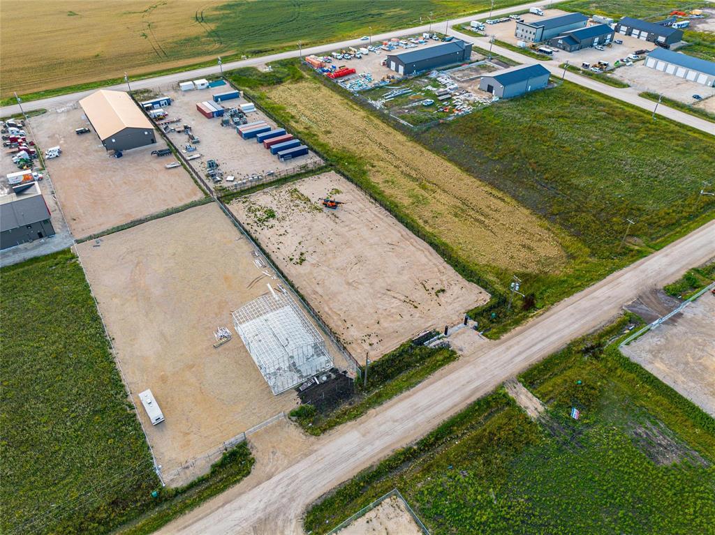 Photo 4 of 38 Froese Crescent, Headingley MB
