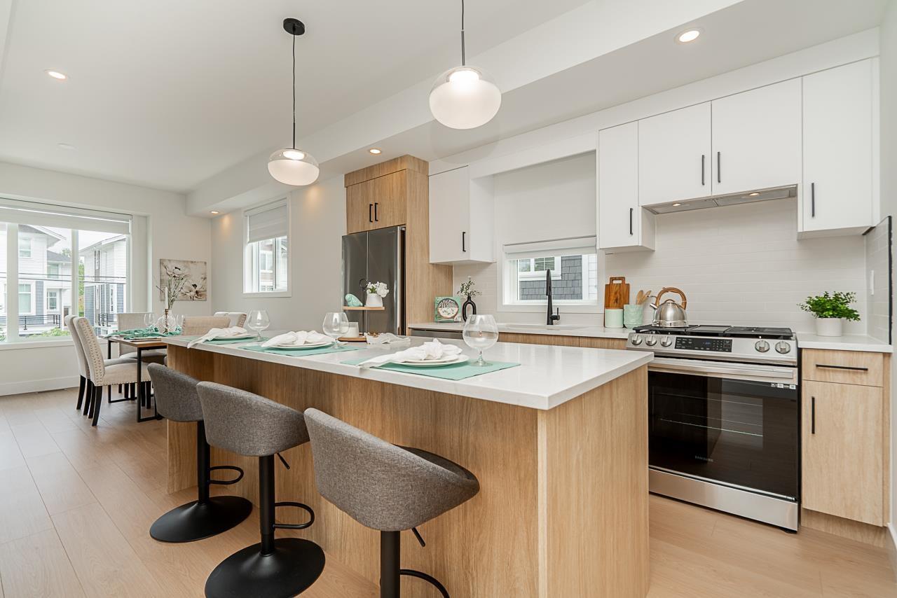 Photo 11 of 5 2525 156 Street, Surrey BC