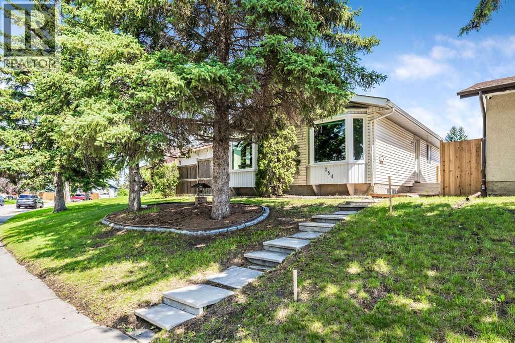 Single Family House Bungalow for Sale in  Maitland Hill NE Marlborough Park Calgary 