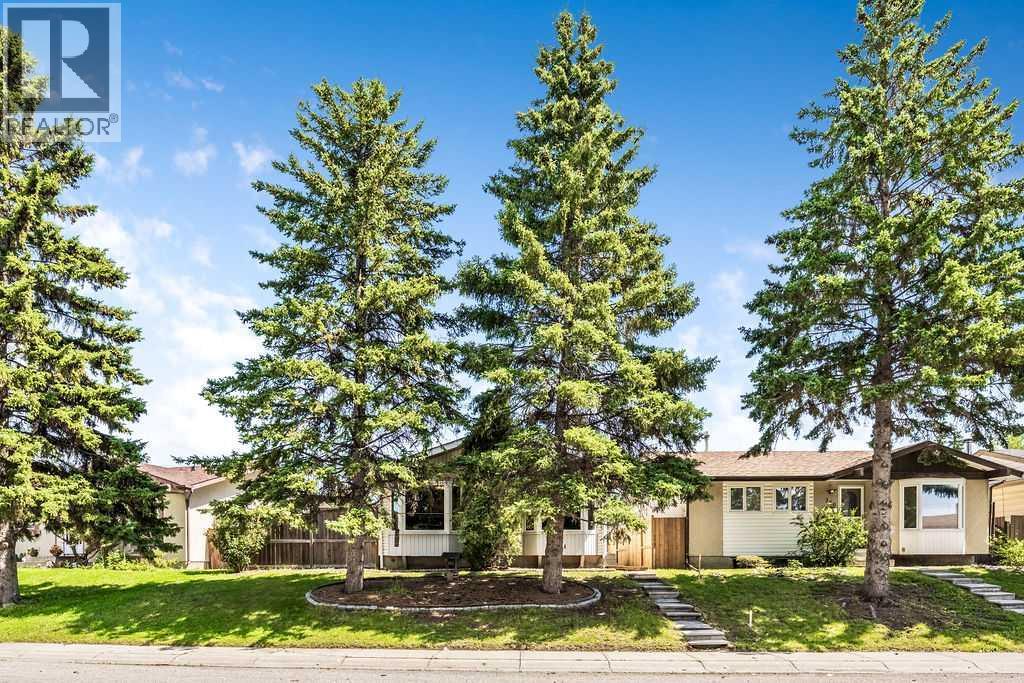 Single Family House Bungalow for Sale in  Maitland Hill NE Marlborough Park Calgary 