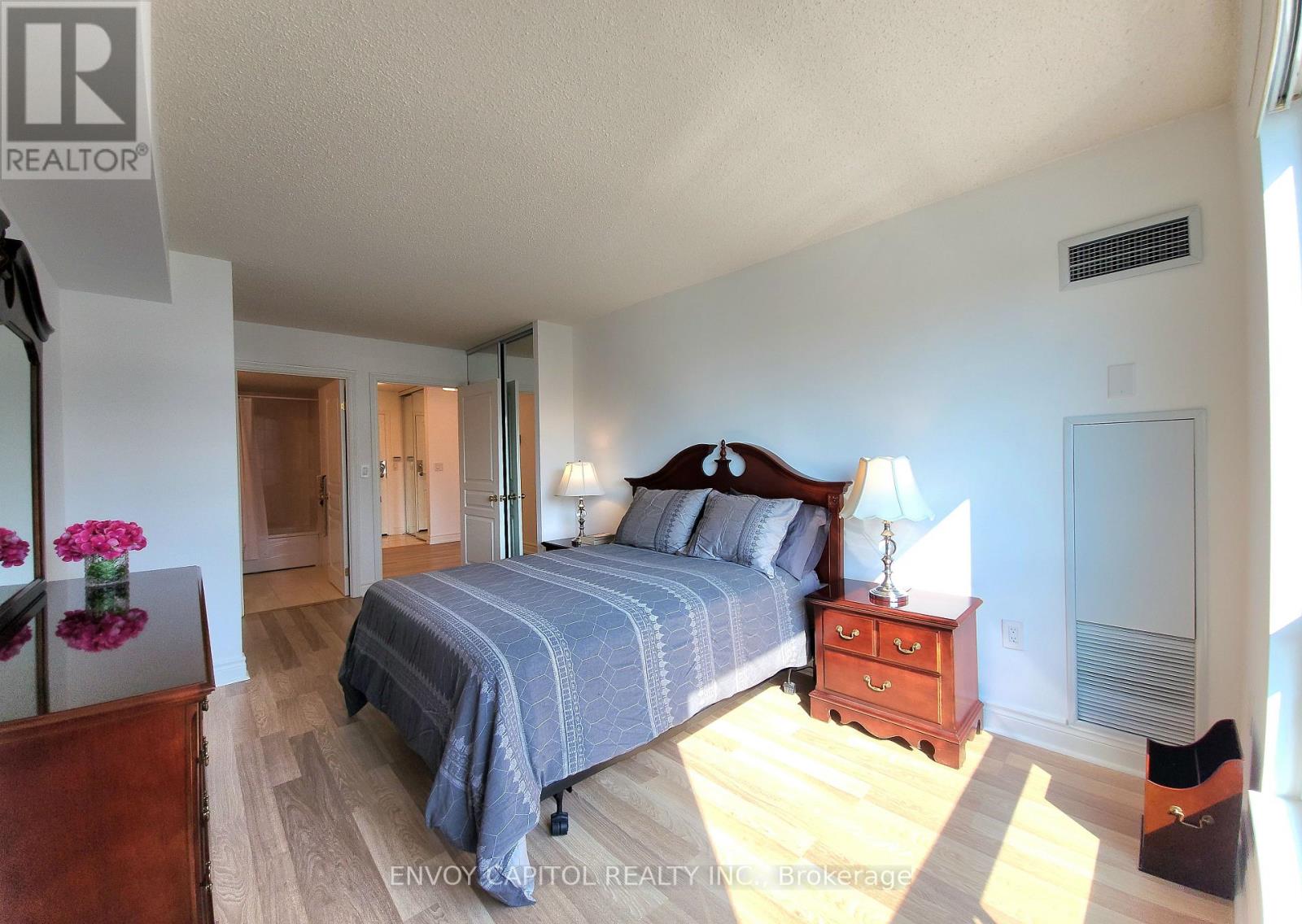 Photo 12 of 602 1 Hycrest Avenue, Toronto ON