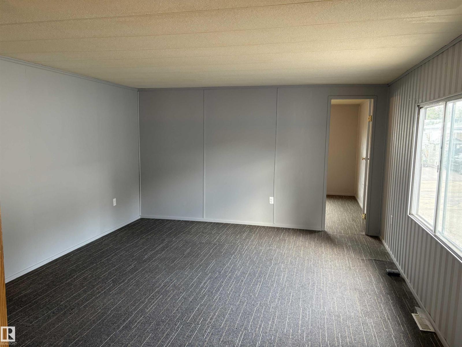 Photo 16 of 610 Evergreen Park Dr Nw Nw, Edmonton AB