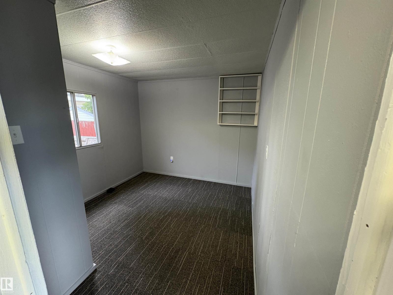 Photo 3 of 610 Evergreen Park Dr Nw Nw, Edmonton AB