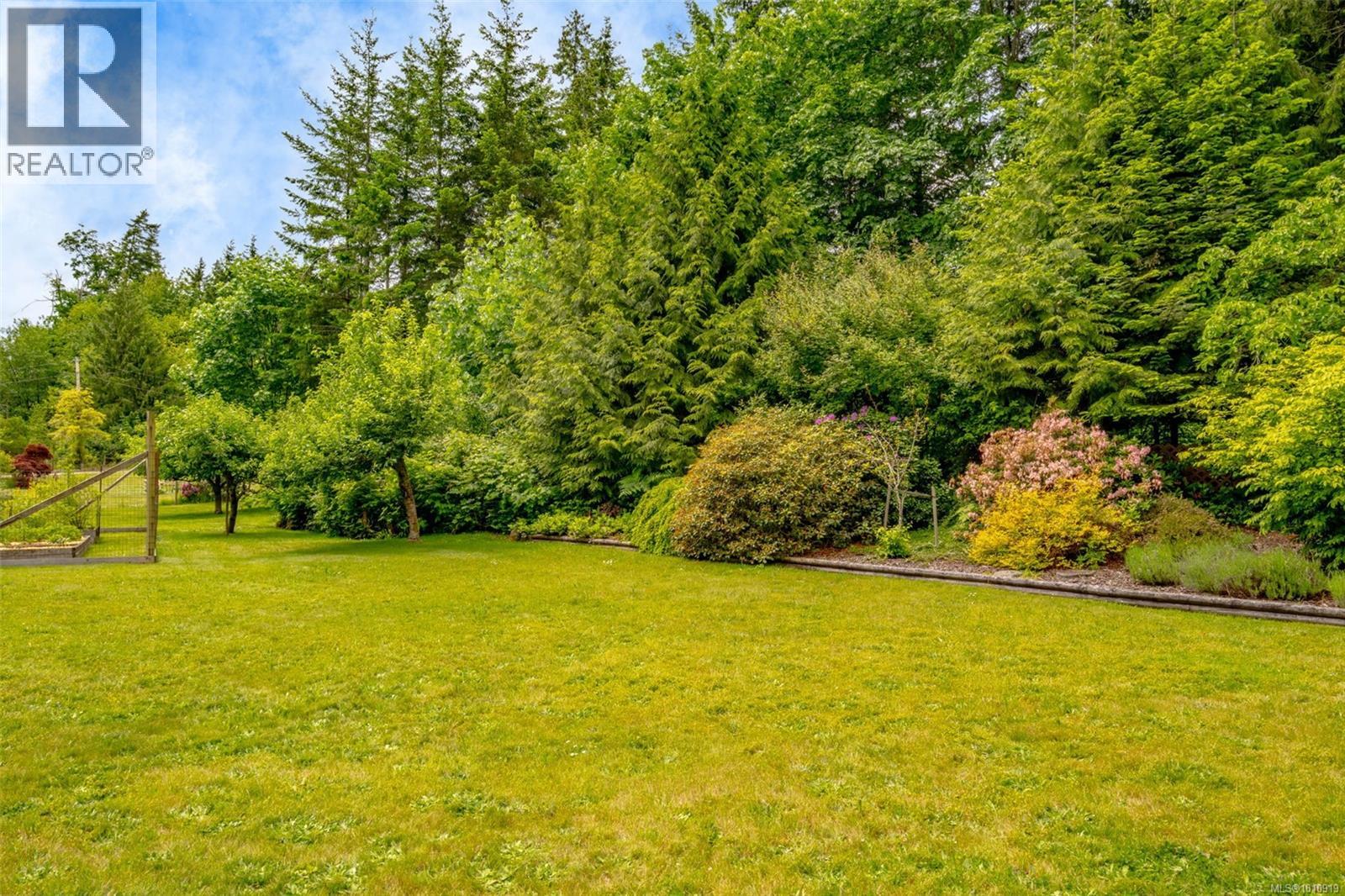 Photo 40 of 1760 Woobank Rd, Nanaimo BC