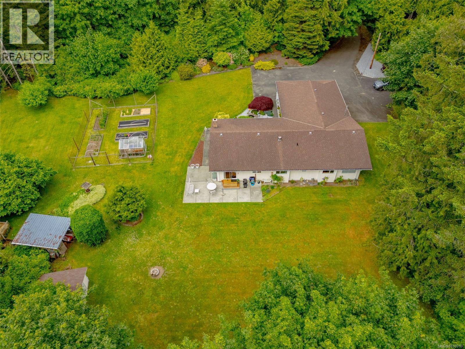 Photo 25 of 1760 Woobank Rd, Nanaimo BC