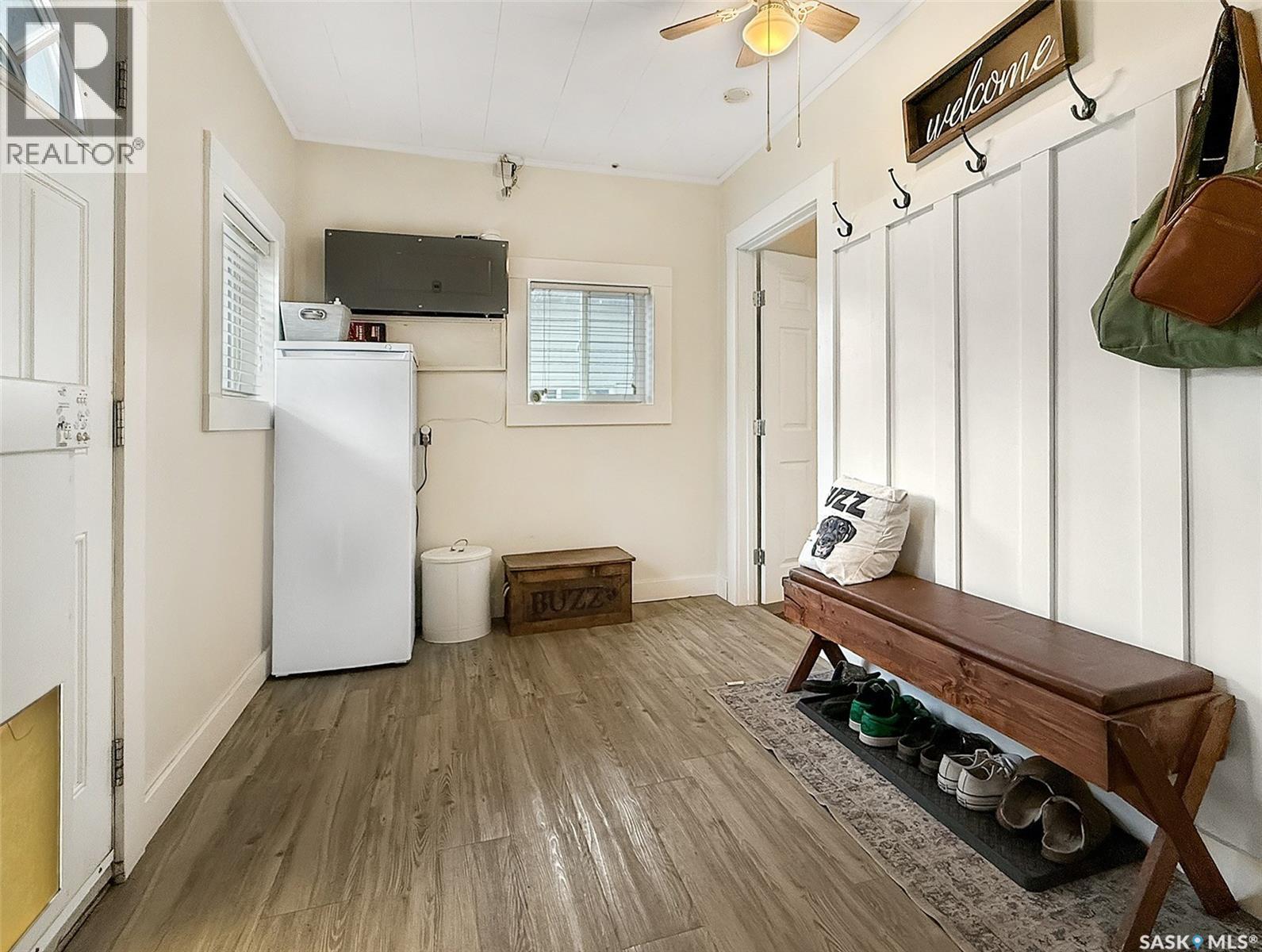 Single Family House Bungalow for Sale in  th AVENUE NW Swift Current 