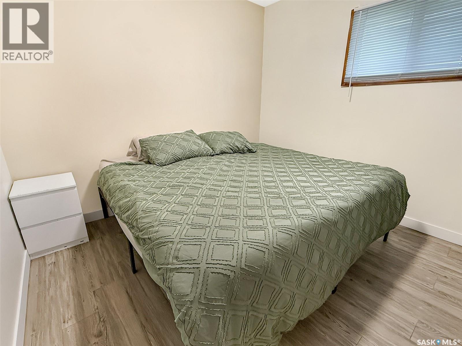 Single Family House Bungalow for Sale in  th AVENUE NW Swift Current 