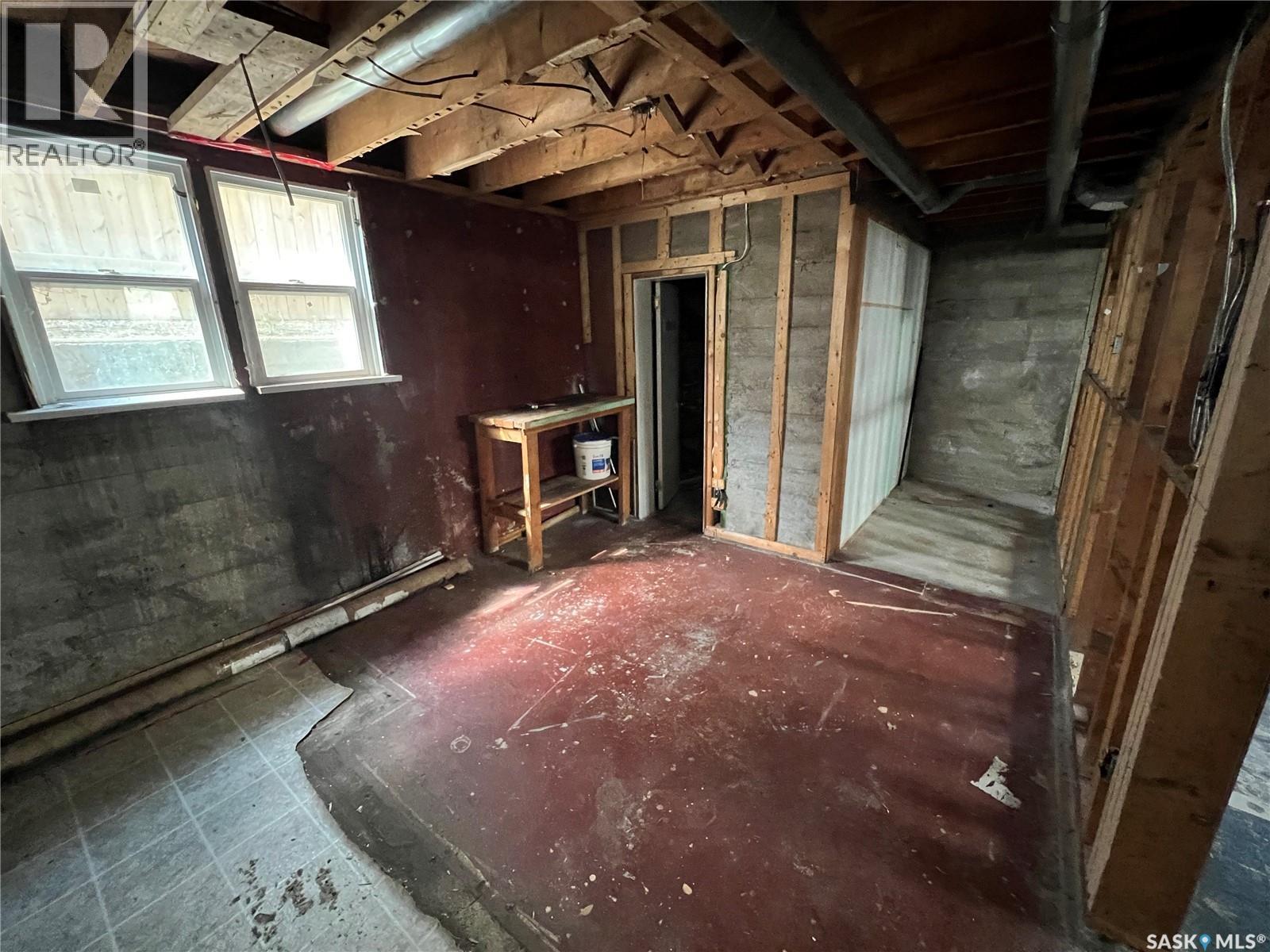 Photo 2 of 53 23rd Street E, Prince Albert SK