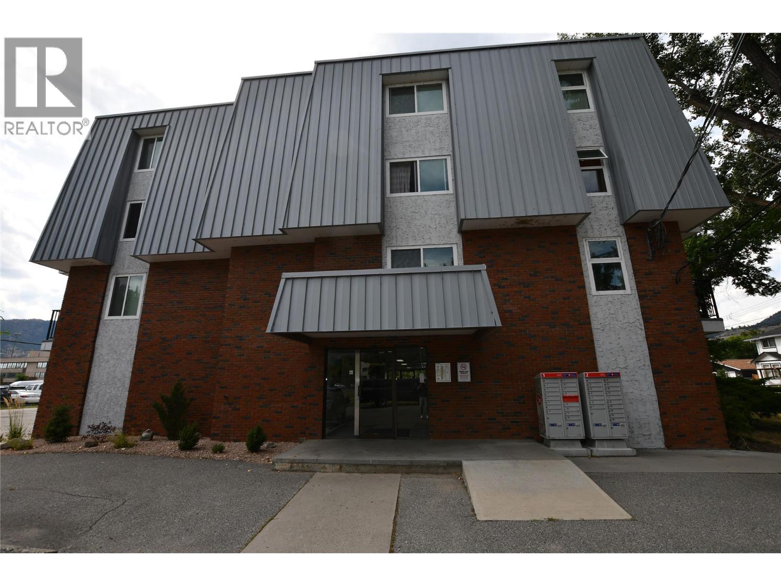 304 922 Dynes Avenue, Penticton