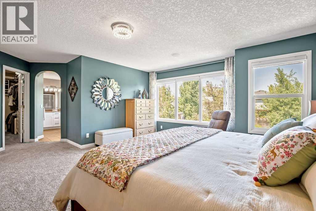 Single Family House for Sale in  Cranleigh Manor SE Cranston Calgary 