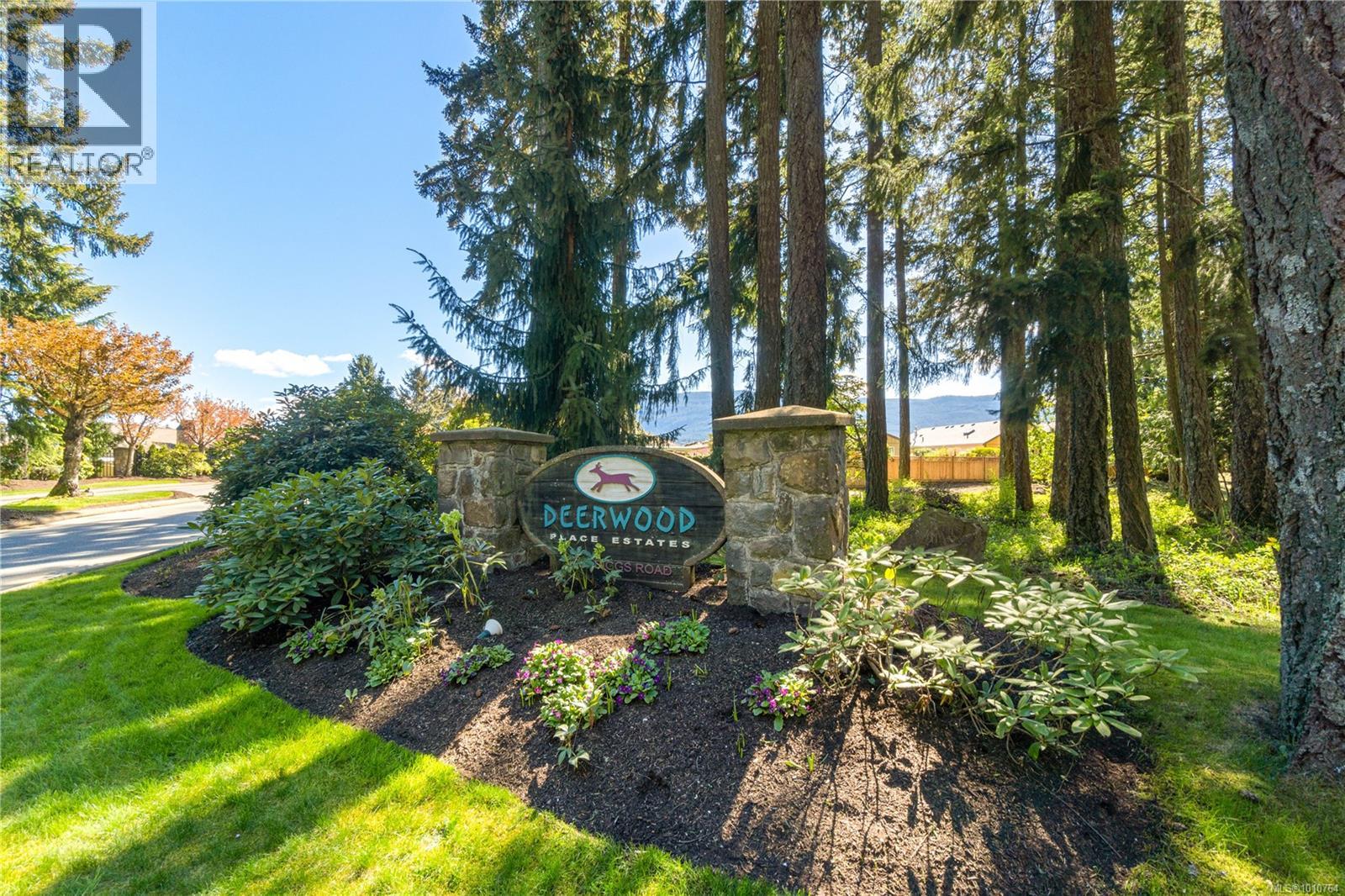 Photo 46 of 3975 Magnolia Dr, Nanaimo BC