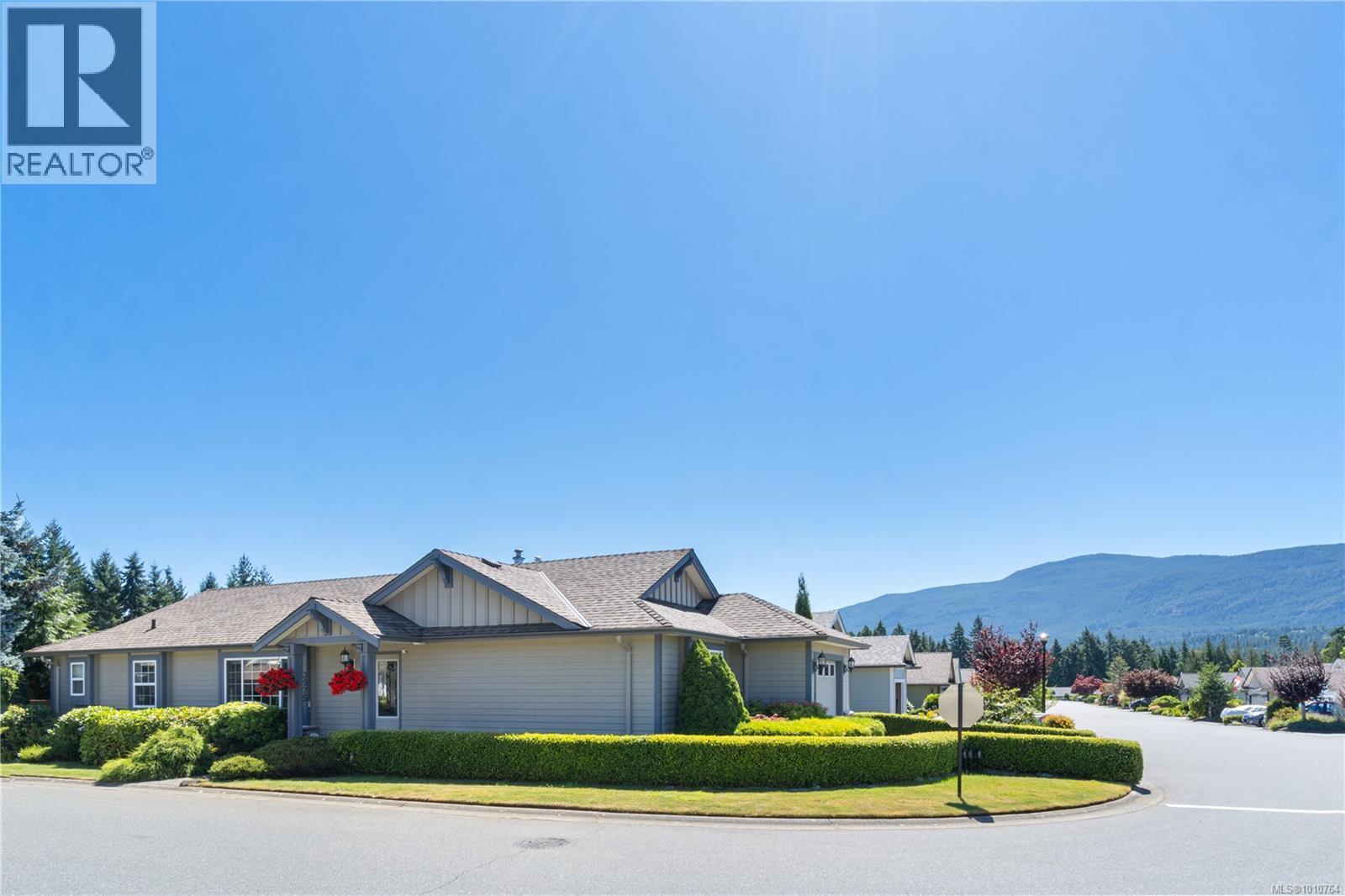 Photo 39 of 3975 Magnolia Dr, Nanaimo BC