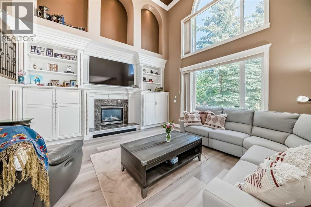 Single Family House for Sale in  Simcoe Close SW Signal Hill Calgary 