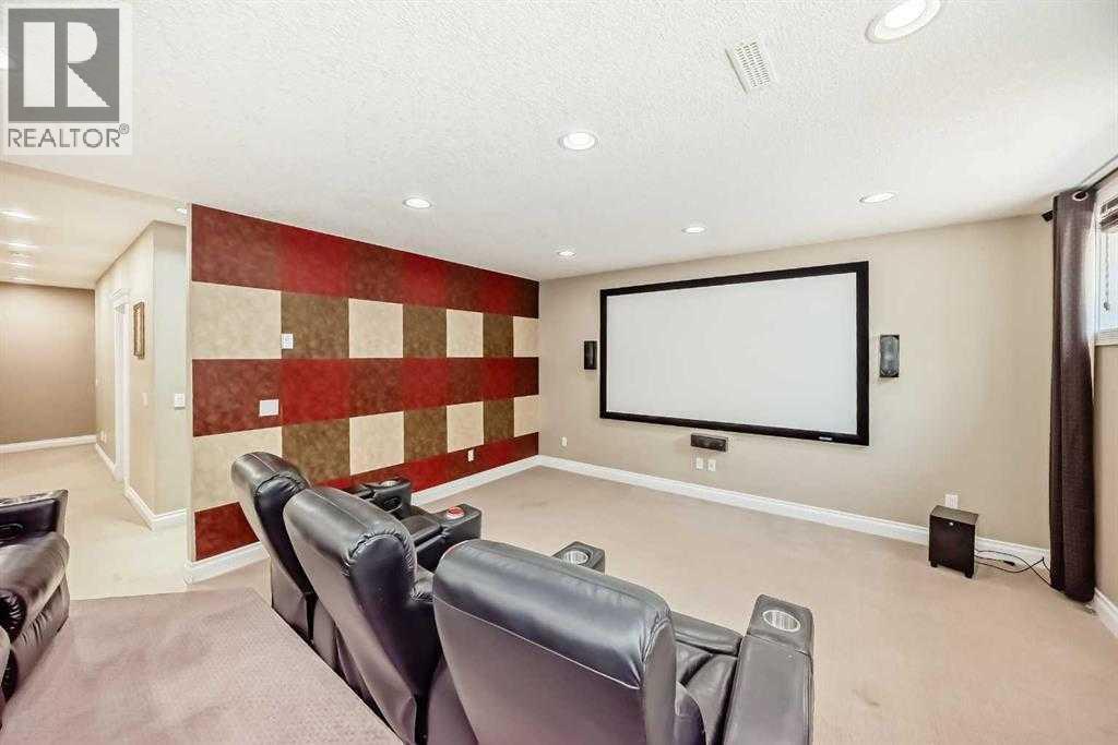 Single Family House for Sale in  Simcoe Close SW Signal Hill Calgary 
