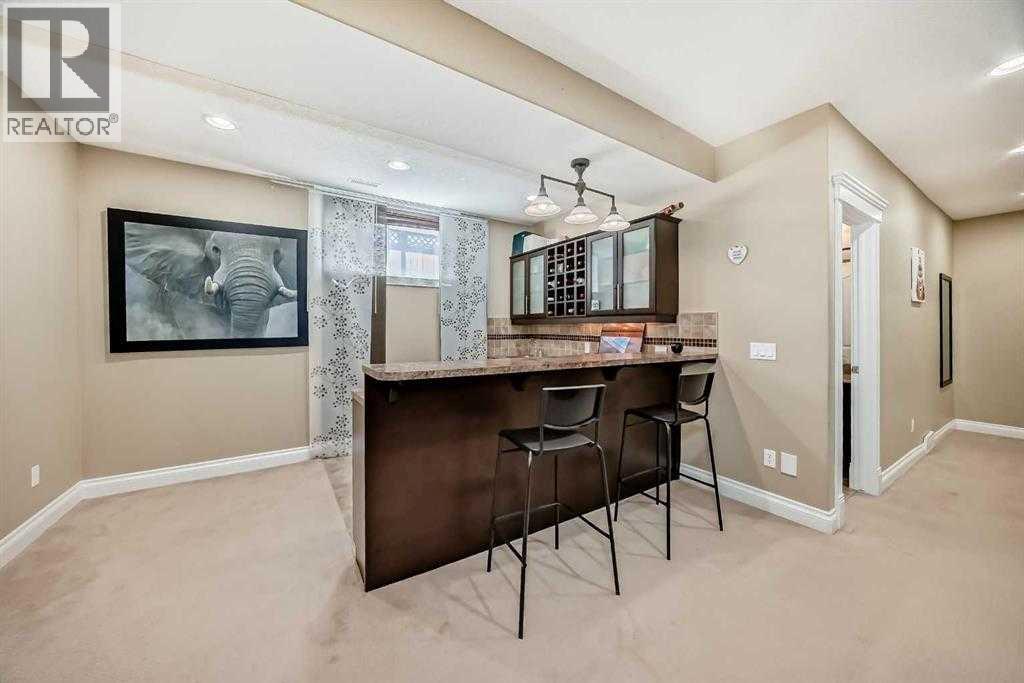 Single Family House for Sale in  Simcoe Close SW Signal Hill Calgary 