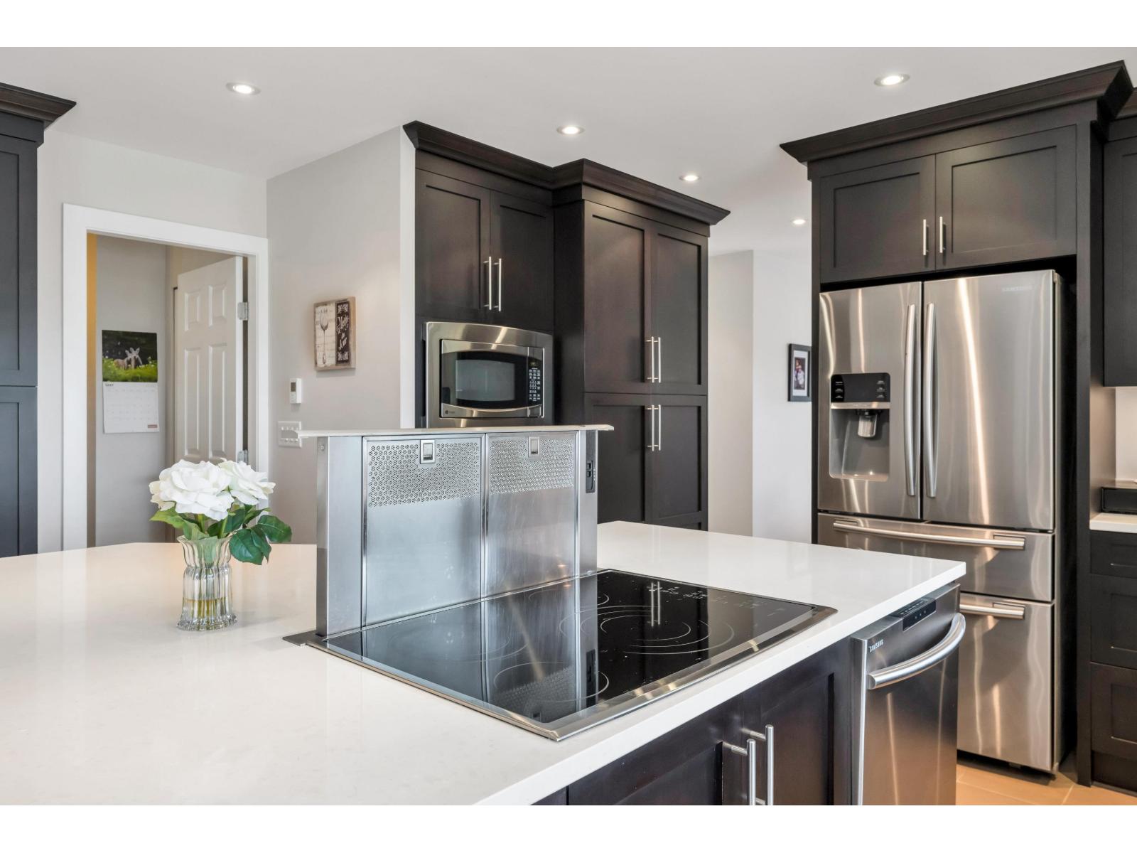 Photo 10 of 5644 E Sunrise Crescent, Surrey BC