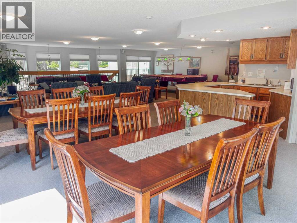 208 Coach Side Road SW, Calgary, Alberta