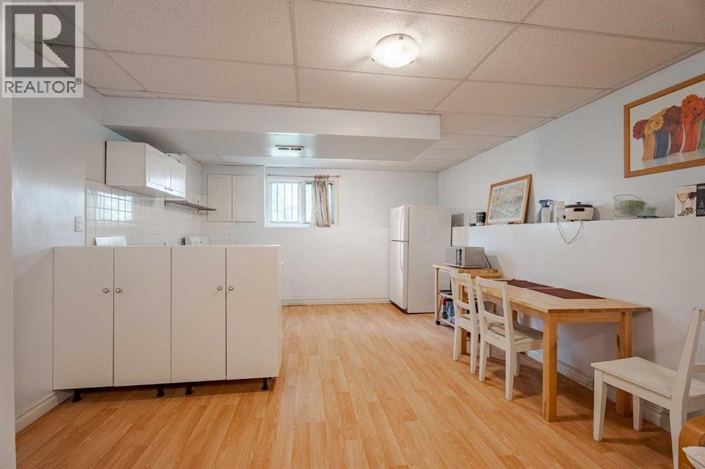 Single Family House Bi-level for Sale in  Blakiston Drive NW Brentwood Calgary 