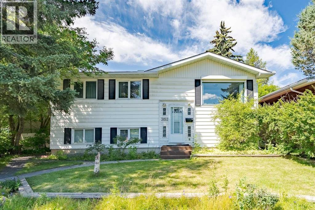 3152 Blakiston Drive NW, Calgary, Alberta