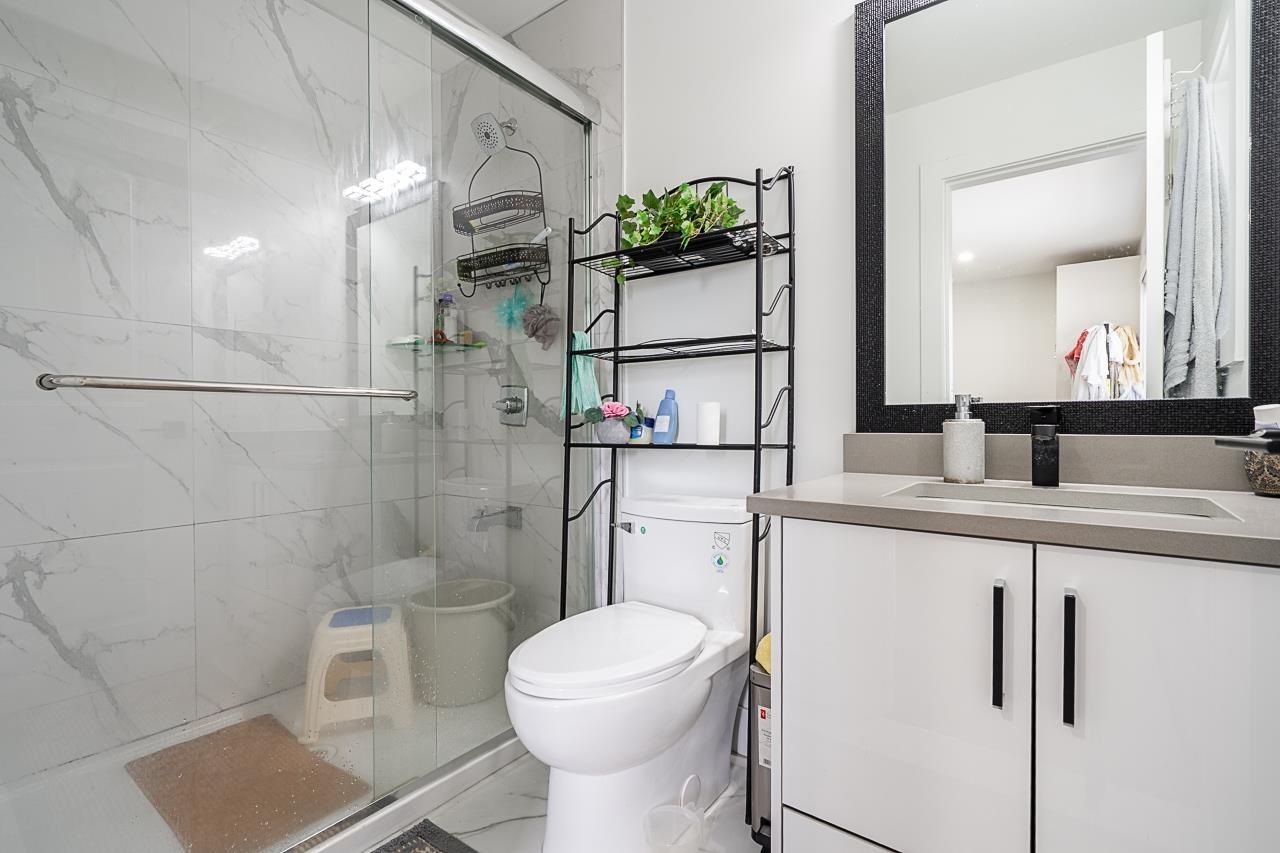 Photo 14 of 8736 140 A Street, Surrey BC