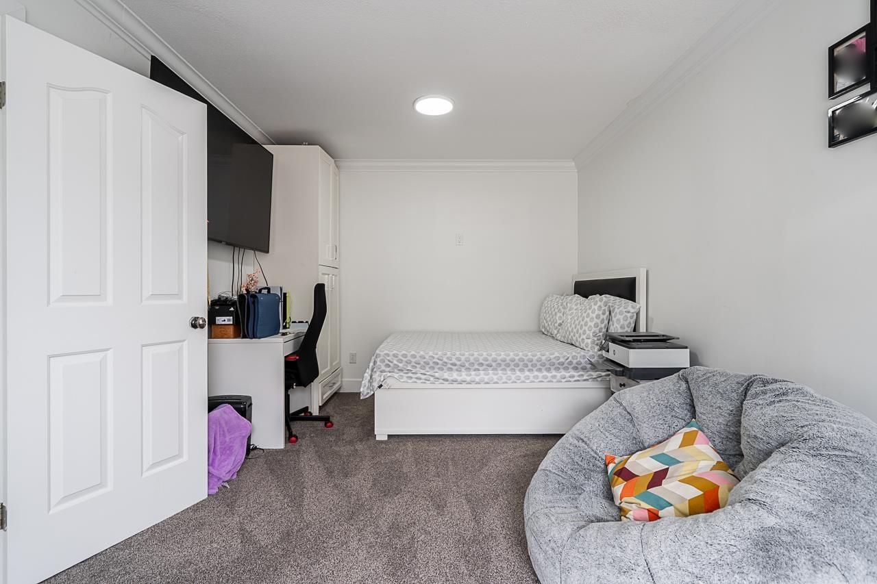 Photo 18 of 8736 140 A Street, Surrey BC