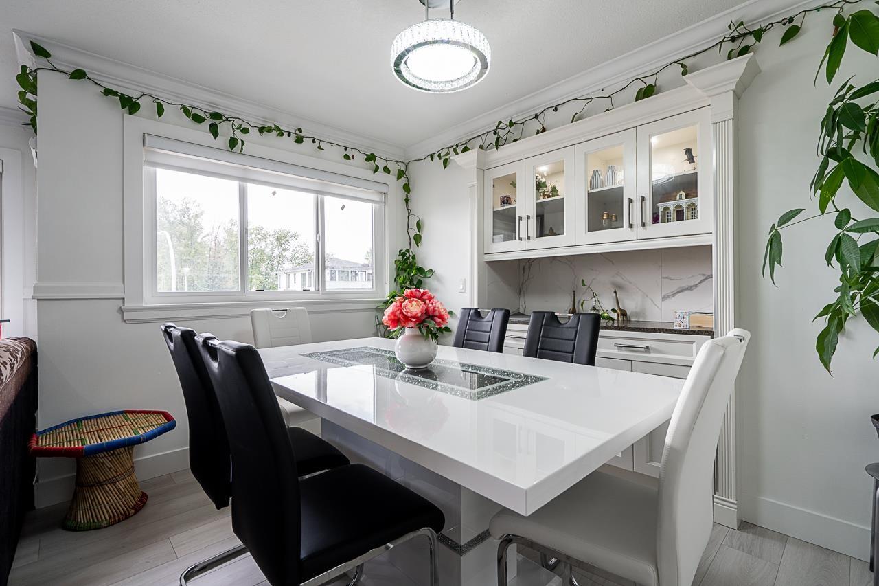 Photo 8 of 8736 140 A Street, Surrey BC