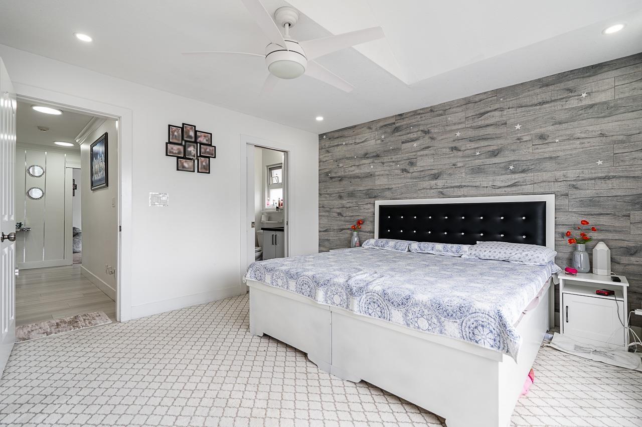 Photo 16 of 8736 140 A Street, Surrey BC