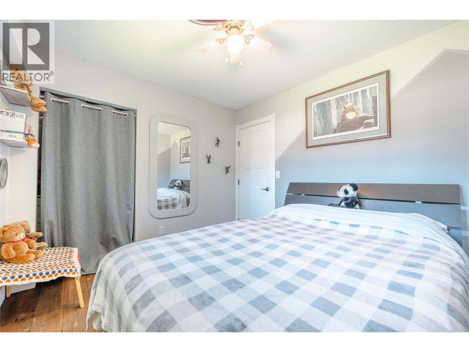 Photo 5 of 1727 Tillen Road, Revelstoke BC