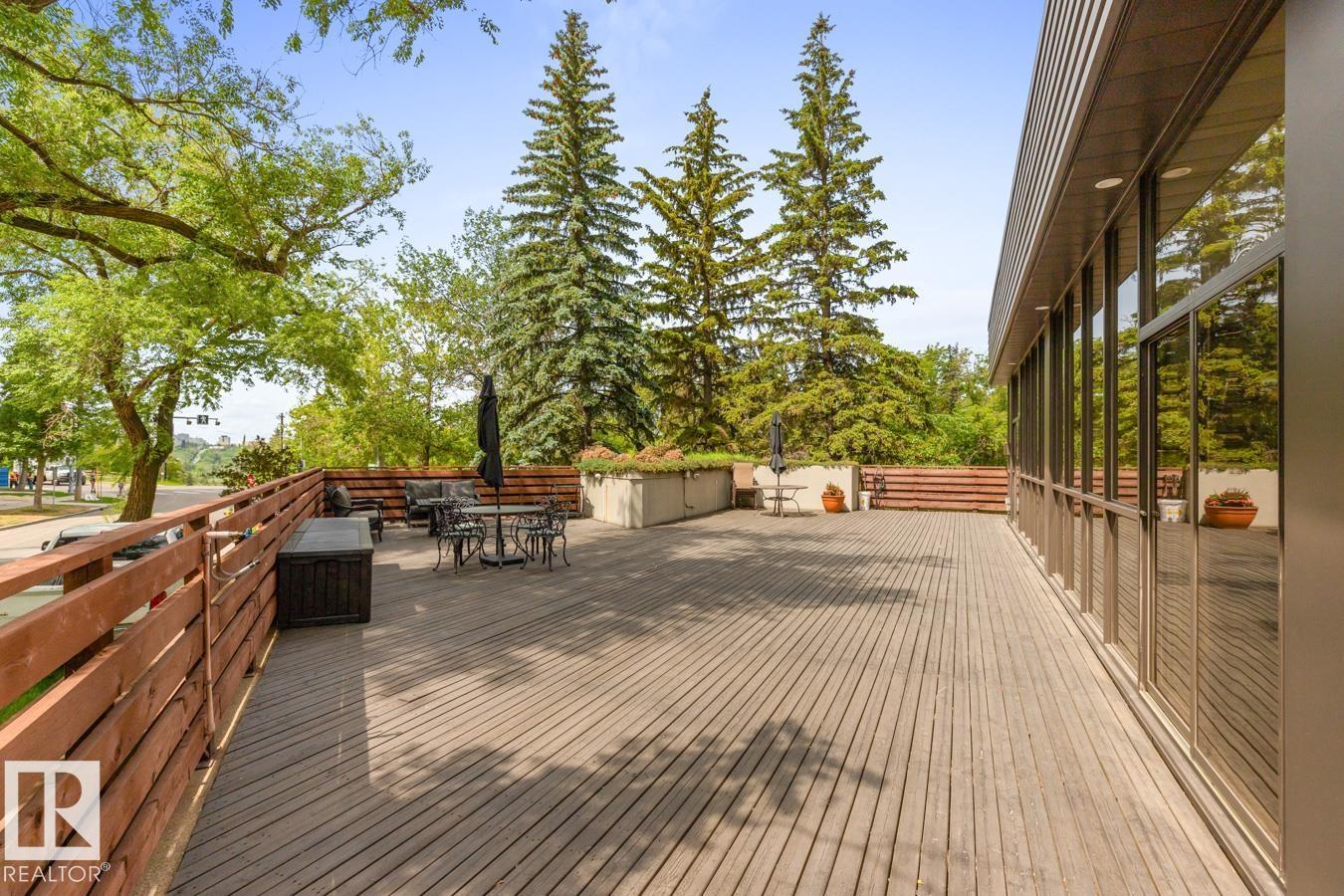Photo 44 of 402 9929 Saskatchewan Dr Nw, Edmonton AB