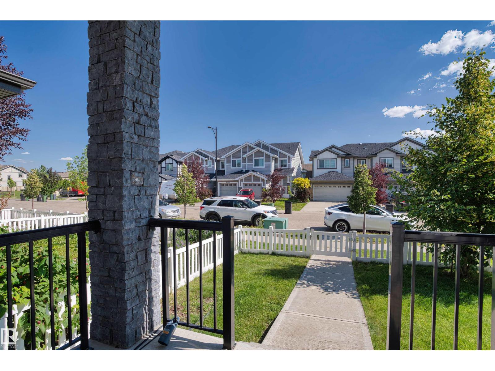 Photo 24 of 4320 Annett Cm Sw, Edmonton AB
