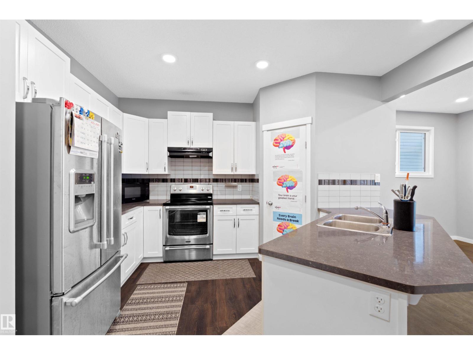 Photo 1 of 4320 Annett Cm Sw, Edmonton AB