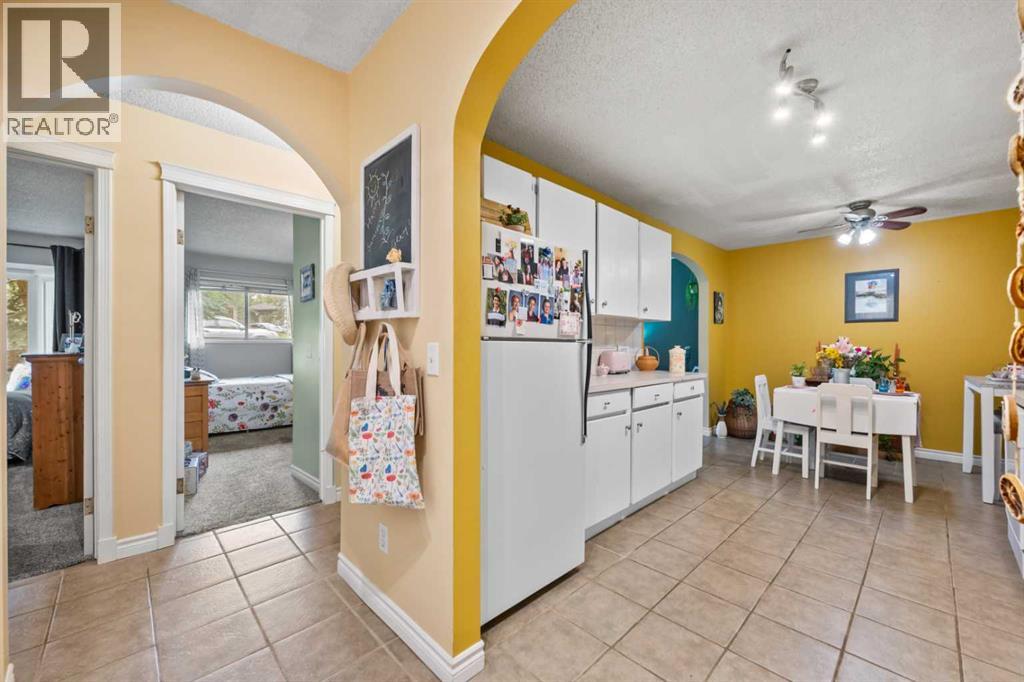 Single Family House for Sale in   Erlton Court SW Parkhill Calgary 