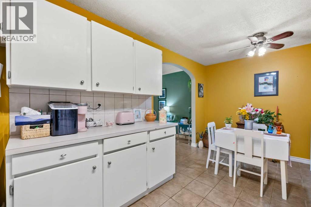 Single Family House for Sale in   Erlton Court SW Parkhill Calgary 
