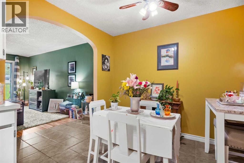 Single Family House for Sale in   Erlton Court SW Parkhill Calgary 