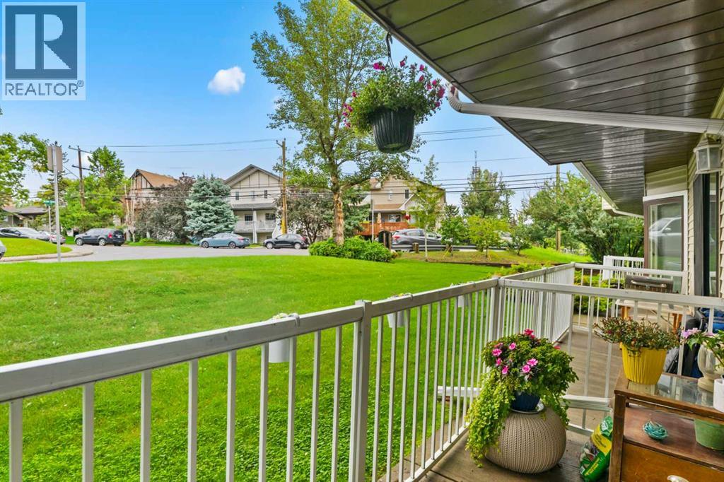 Single Family House for Sale in   Erlton Court SW Parkhill Calgary 