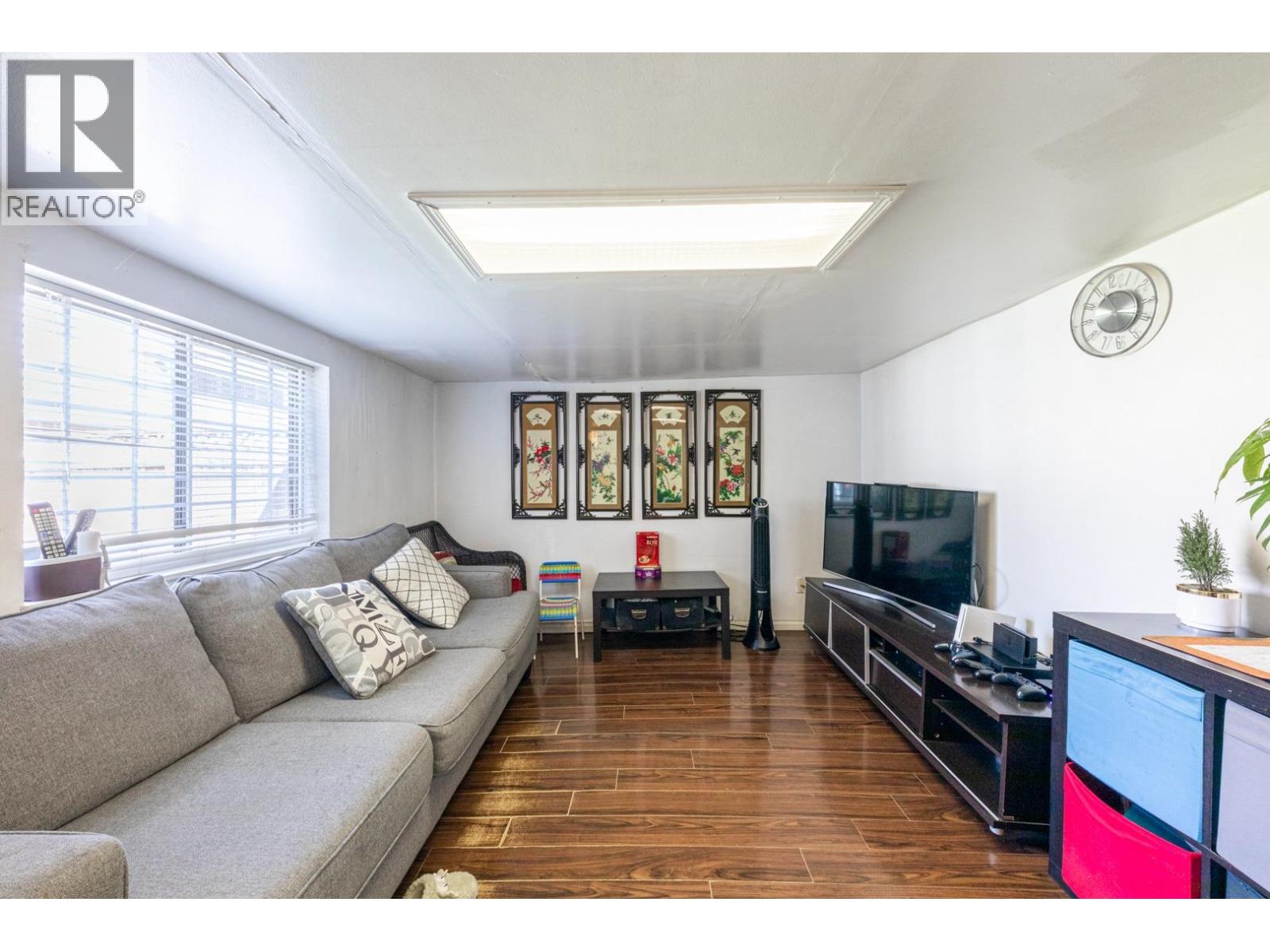 Photo 13 of 4005 Alice Street, Vancouver BC