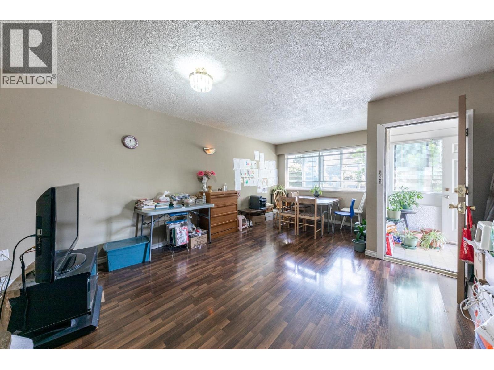 Photo 6 of 4005 Alice Street, Vancouver BC