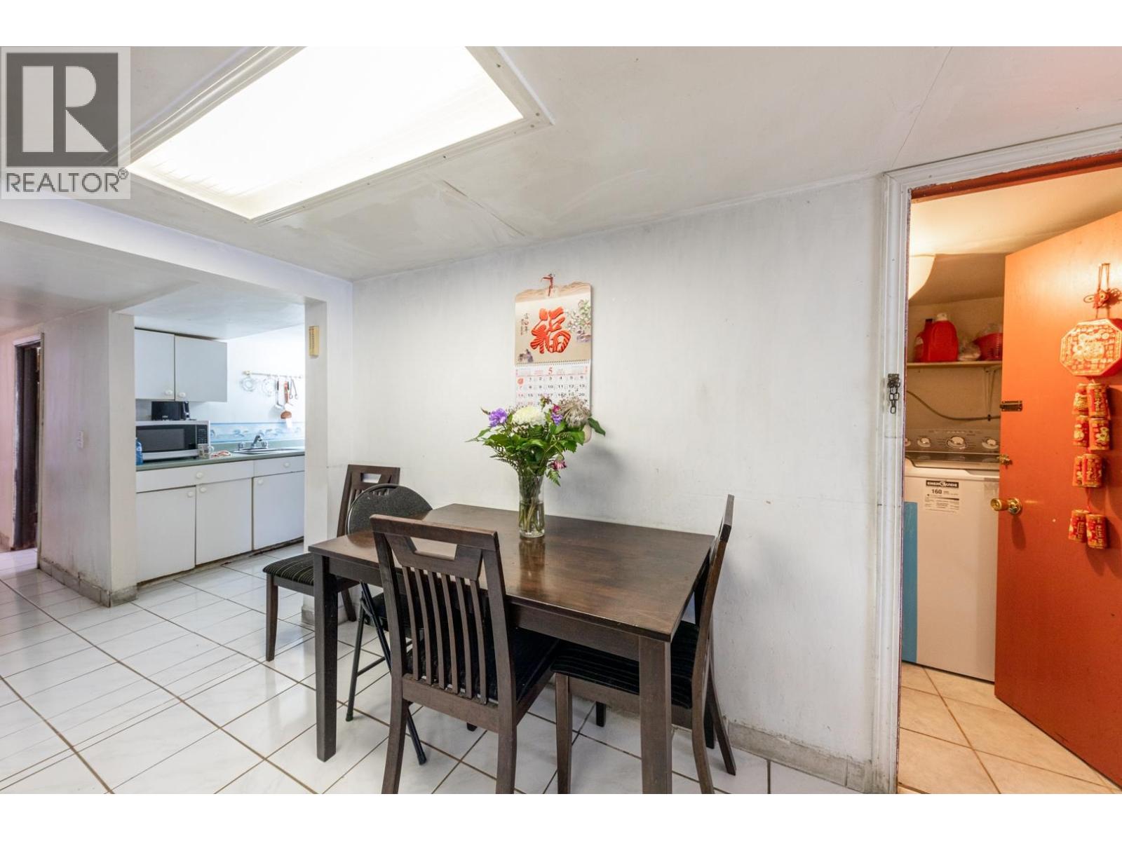 Photo 23 of 4005 Alice Street, Vancouver BC